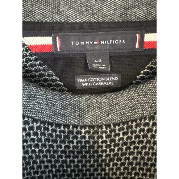 Tommy Hilfiger Adult Large Gray Sweater Pullover Crewneck Solid Winter Fall - Picture 3 of 3